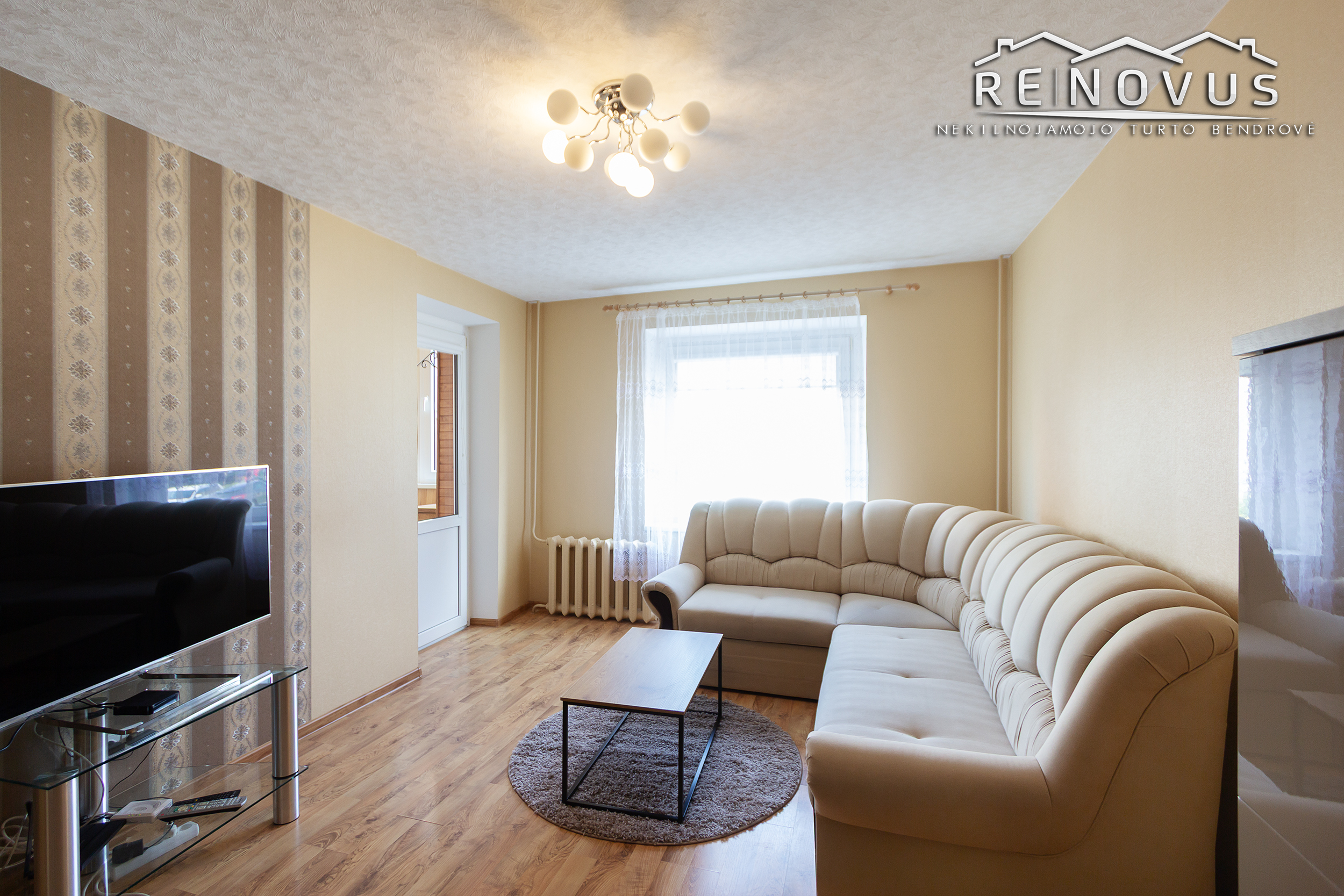 Nuomojamas 3 kambarių butas su parkingo vieta Gytarių g. Šiauliuose