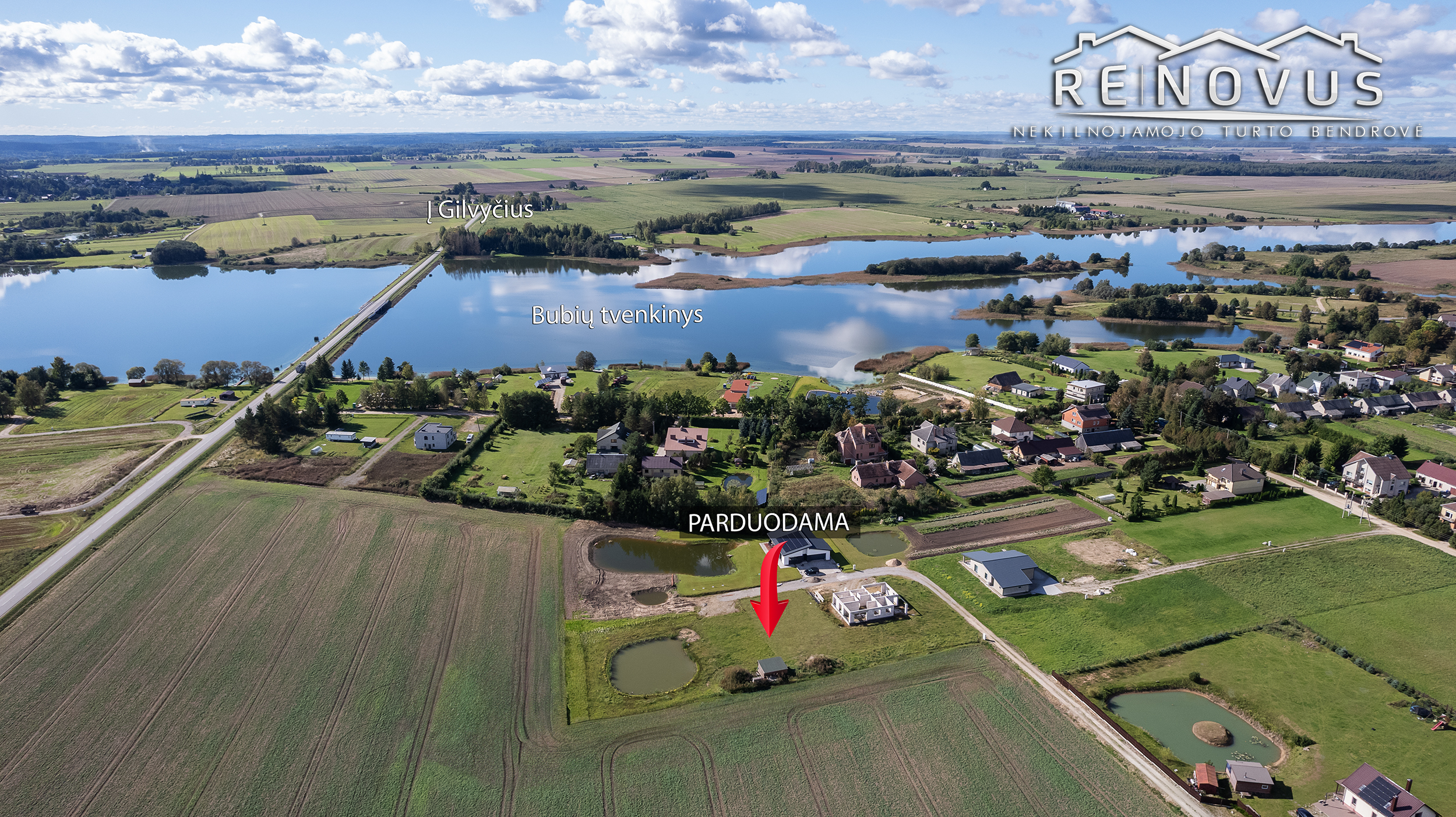 Parduodamas A++ klasės naujai statomas namas erdviame sklype su prūdu Sauginiuose, netoli Bubių tvenkinio